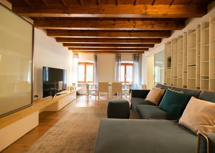 Luxury  Two-Bedroom Separate Building Apartment