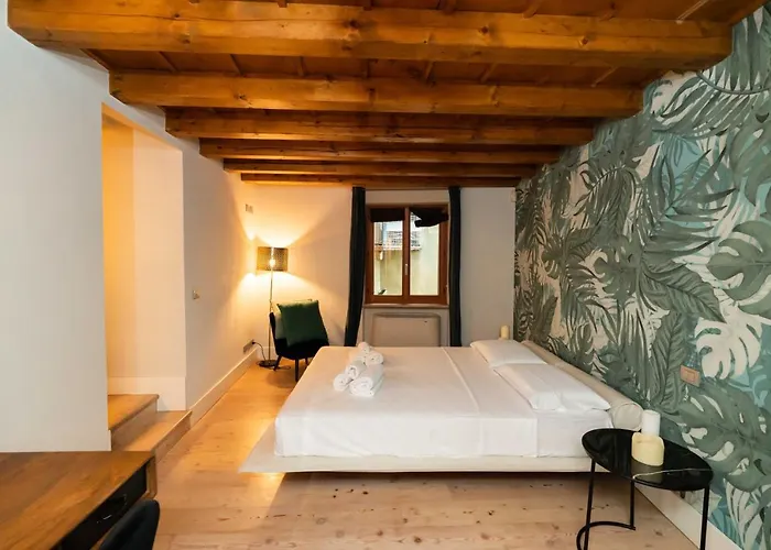 Luxury  Two-Bedroom Separate Building Apartment