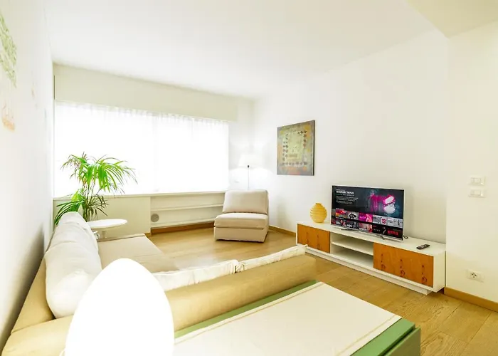 Superior  Separate Building Apartment