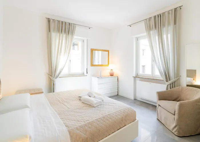 One-Bedroom Separate Building Apartment