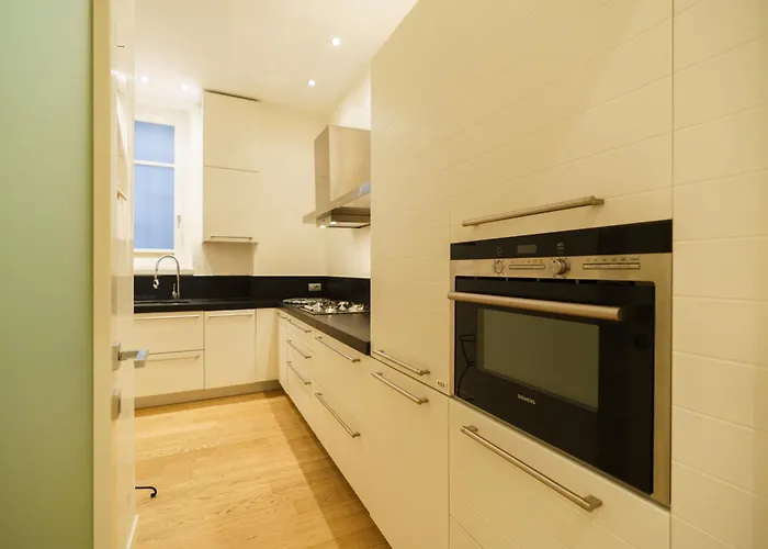 Two-Bedroom Separate Building Apartment