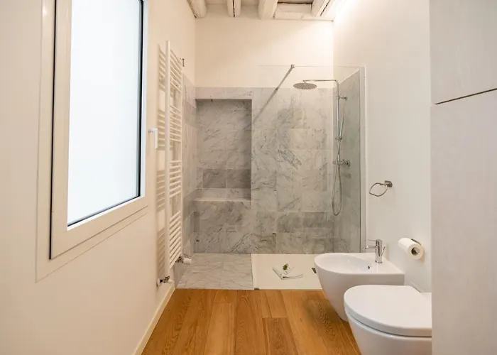 Two-Bedroom Separate Building Apartment