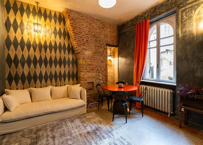 Superior One-Bedroom Apartment