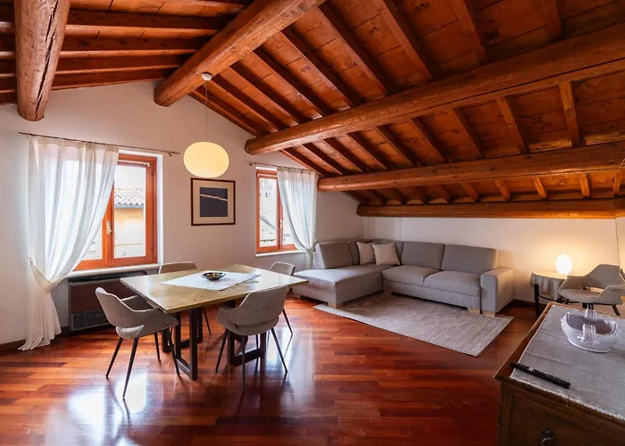 Deluxe Three-Bedroom Apartment